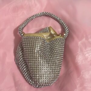 Cute pink little bag with button and zipper